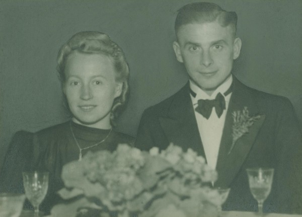 Nach dem Tod von Wilhemine Kaufmann im Juni 1945 übernimmt Ihre Tocher Jutta mit ihrem Mann Henk Ter Horst das Apollo. Foto: Familie ter Horst